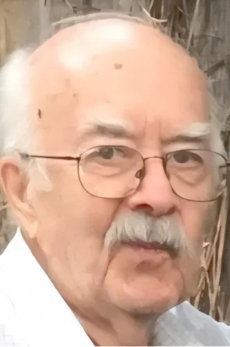 Stephen W. Soltis 1932-2026